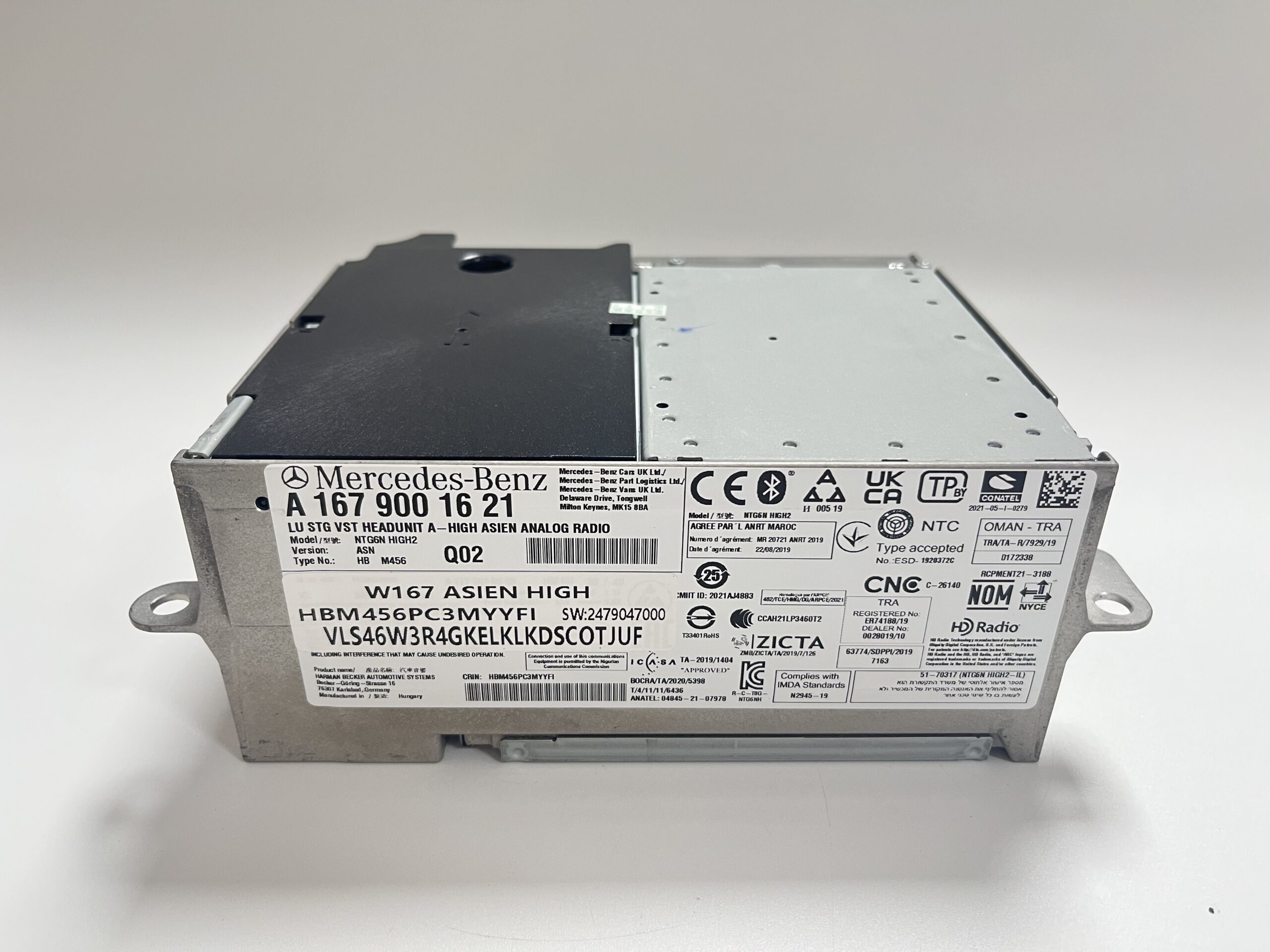 Brand New Genuine A1679001621 Control Unit with Launch Code for Mercedes
